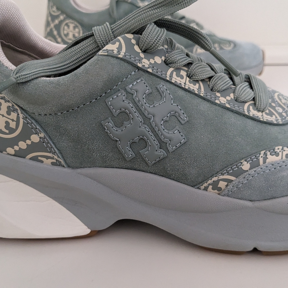 EUC! Tory Burch T Monogram Good Luck Sneaker Calf Leather Blue Celadon Size 7.5 - Picture 6 of 13
